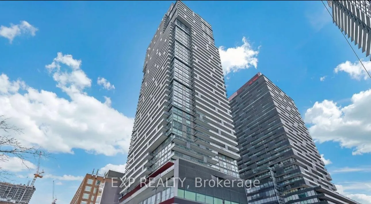 Front of Unit 306, 39 Roehampton Avenue