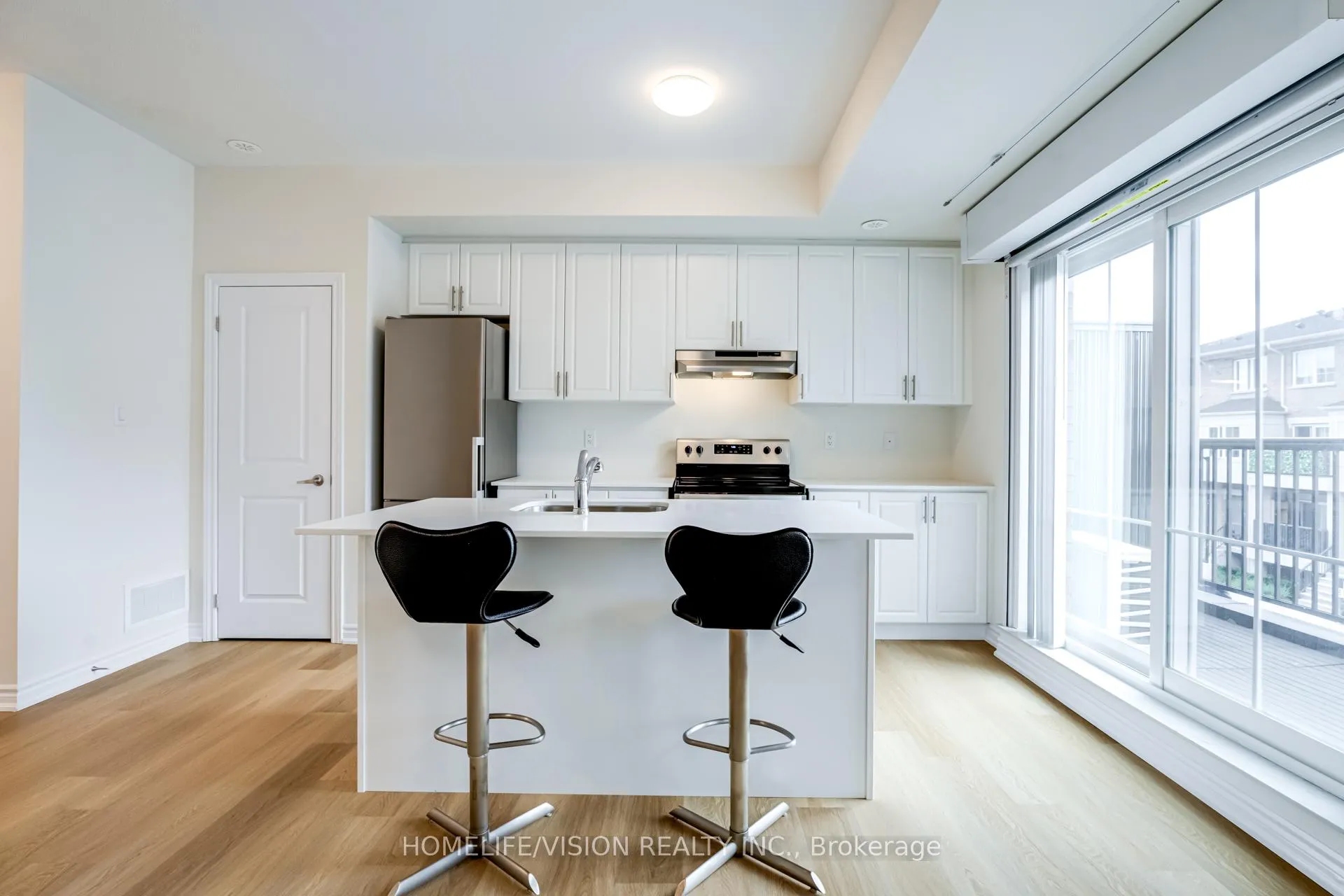 Photo 19 of Unit 3, 480 Beresford Path, Oshawa, Central — HOMEH