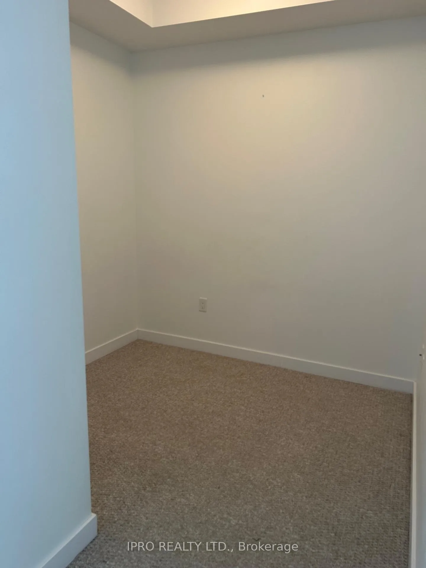 Photo 22 of Unit 436, 101 Shoreview Place, Hamilton, Stoney Creek — HOMEH