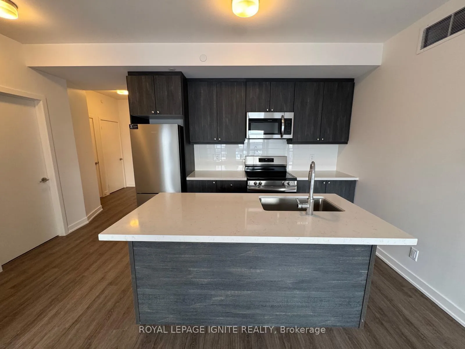 Photo 6 of Unit 1201, 55 Clarington Boulevard, Clarington, Bowmanville — HOMEH