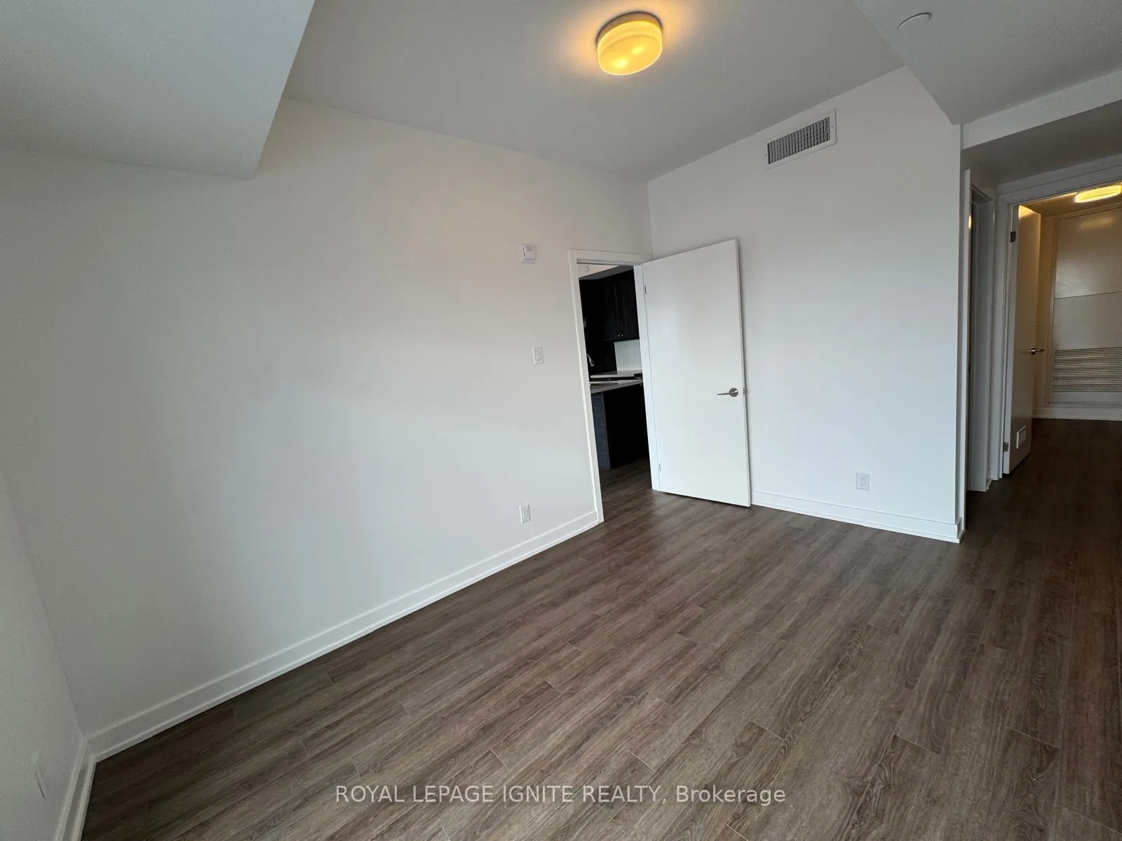 Photo 7 of Unit 1201, 55 Clarington Boulevard, Clarington, Bowmanville — HOMEH