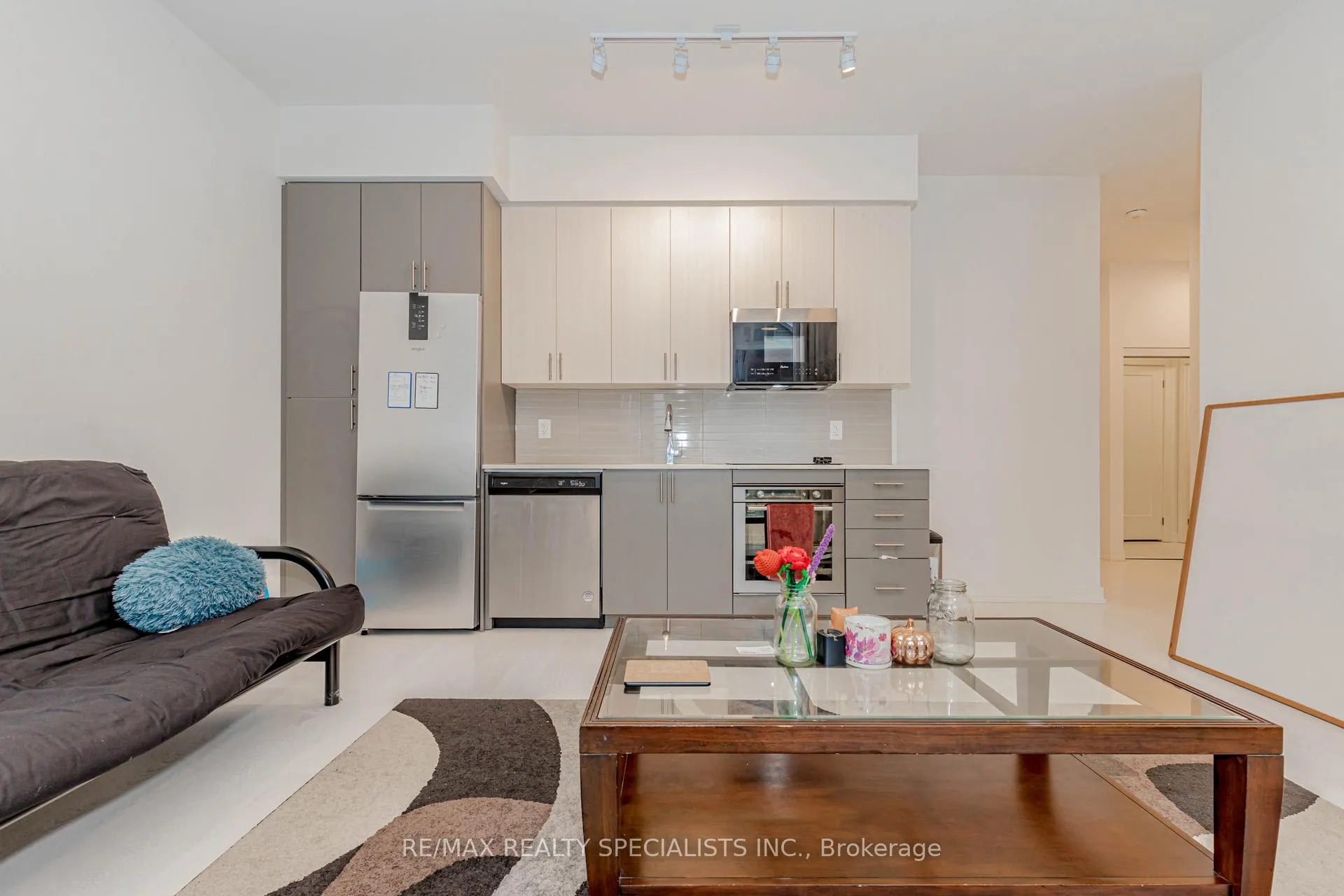 Photo 16 of Unit 105, 415 Main Street W, Hamilton, Kirkendall — HOMEH