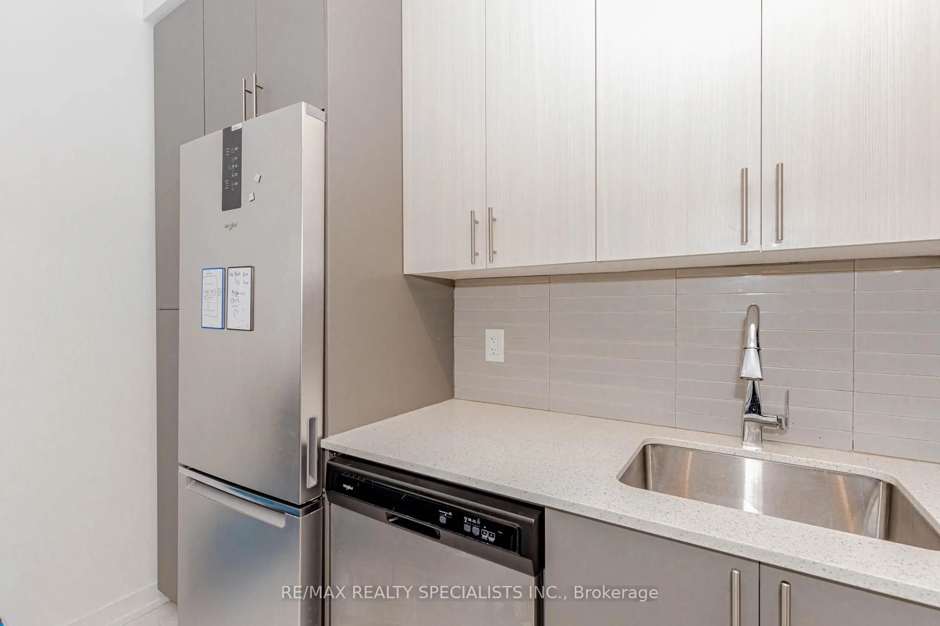 Photo 23 of Unit 105, 415 Main Street W, Hamilton, Kirkendall — HOMEH