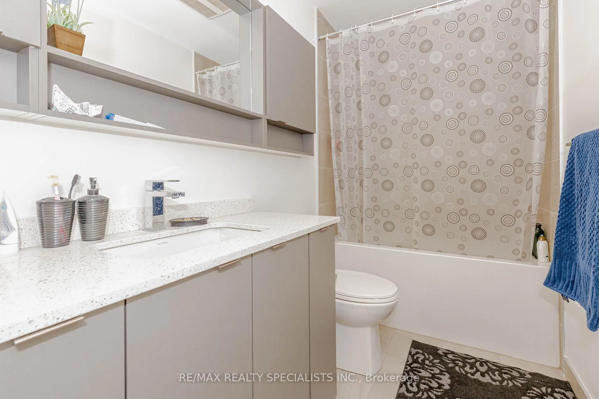 Photo 27 of Unit 105, 415 Main Street W, Hamilton, Kirkendall — HOMEH