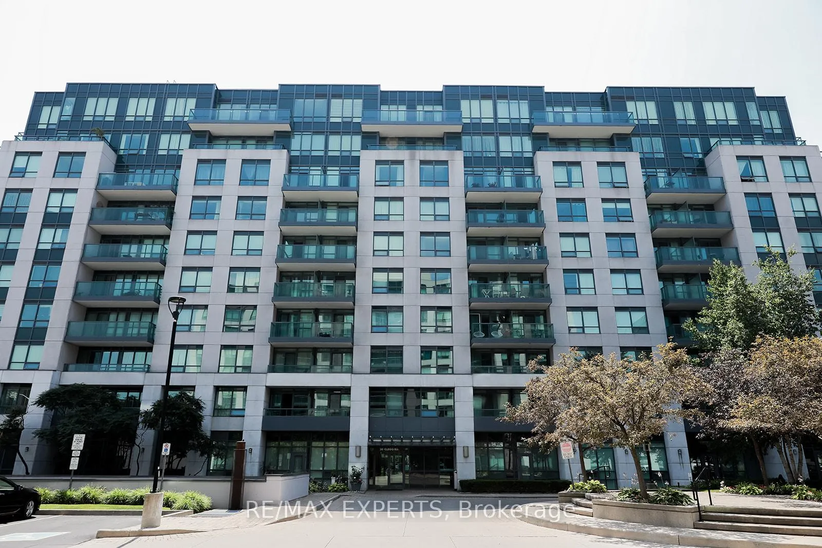 Photo 3 of Unit 921, 30 Clegg Road N, Markham, Unionville — HOMEH