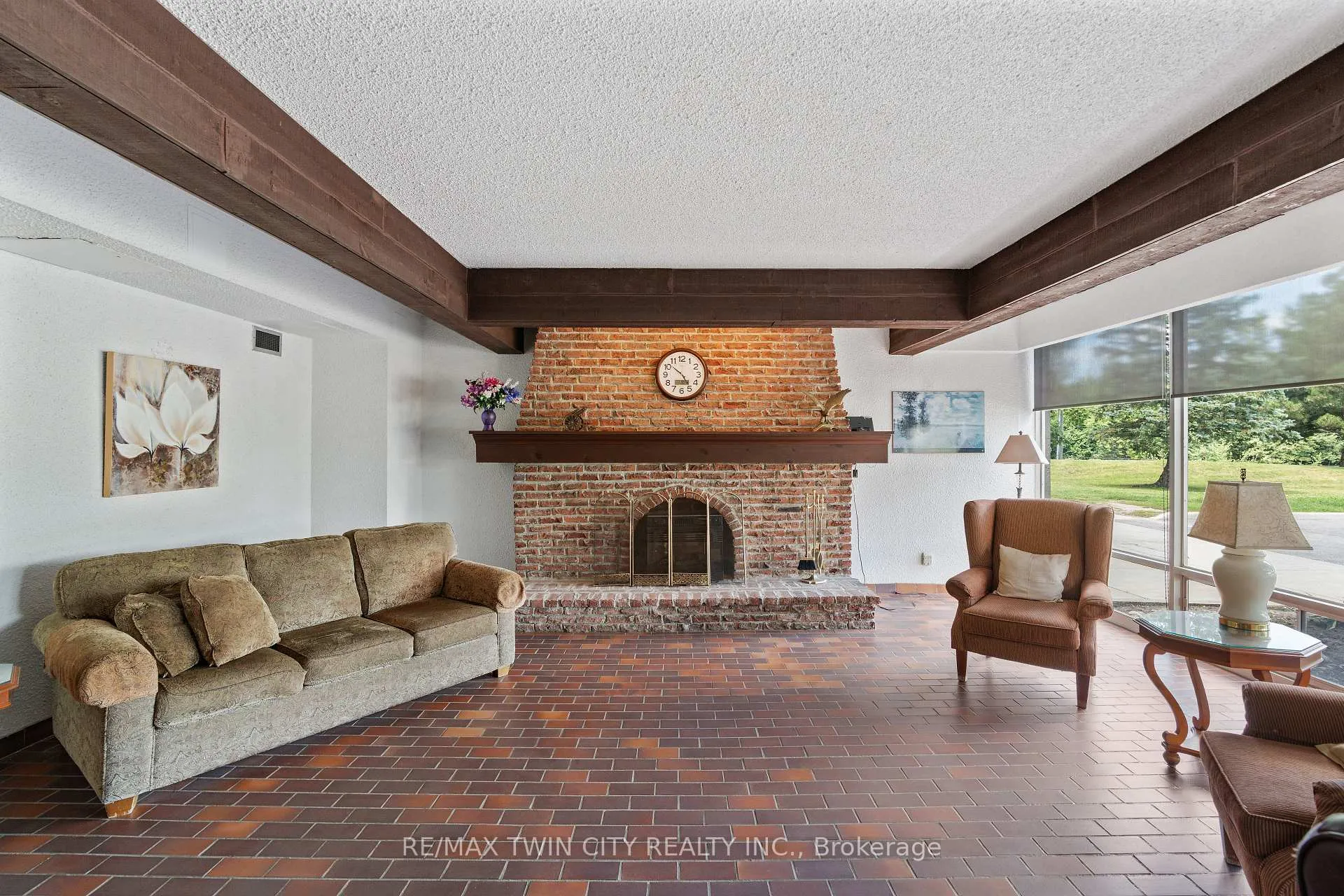 Photo 4 of 225 Harvard Place, Waterloo, Lincoln Heights — HOMEH