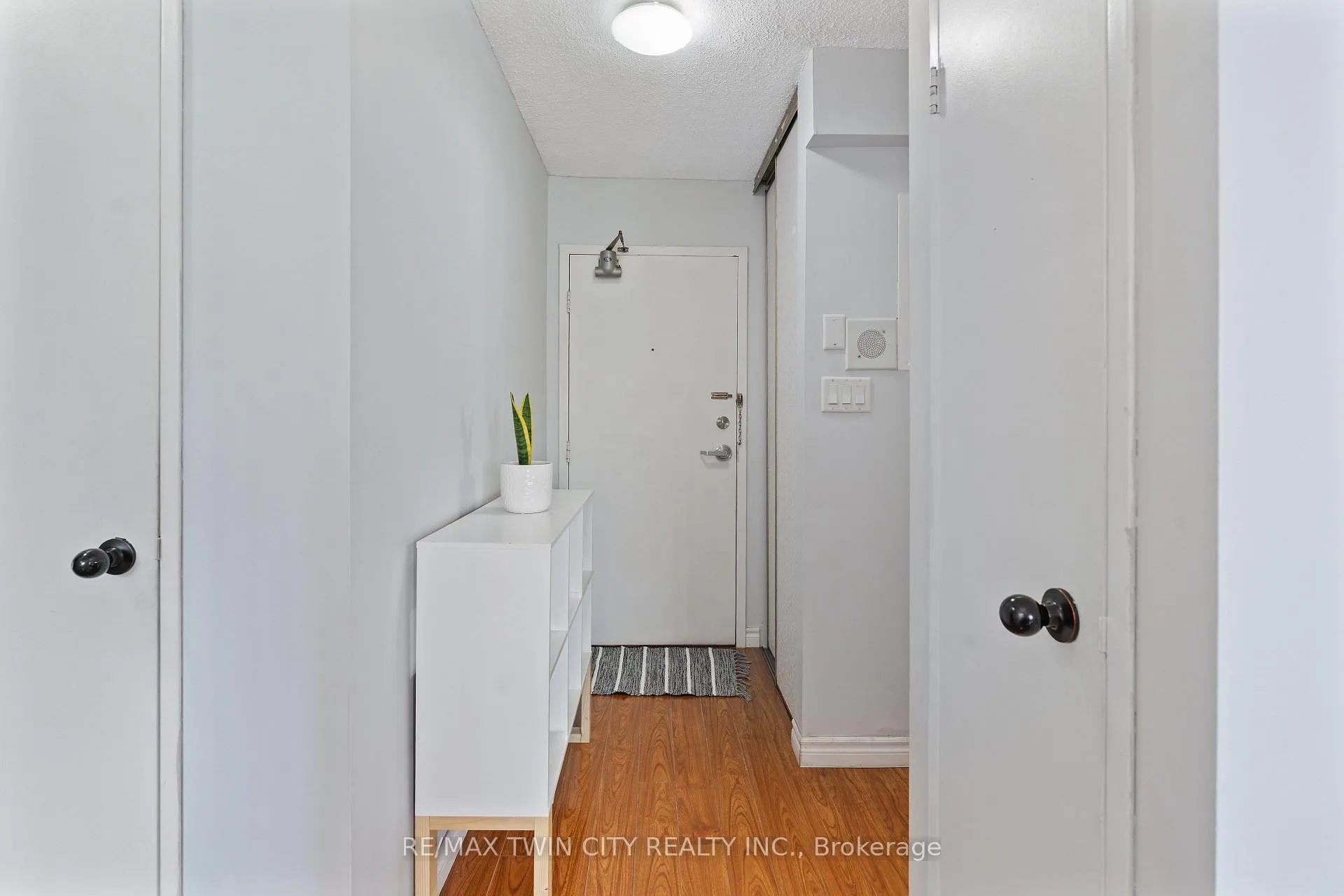 Photo 7 of 225 Harvard Place, Waterloo, Lincoln Heights — HOMEH