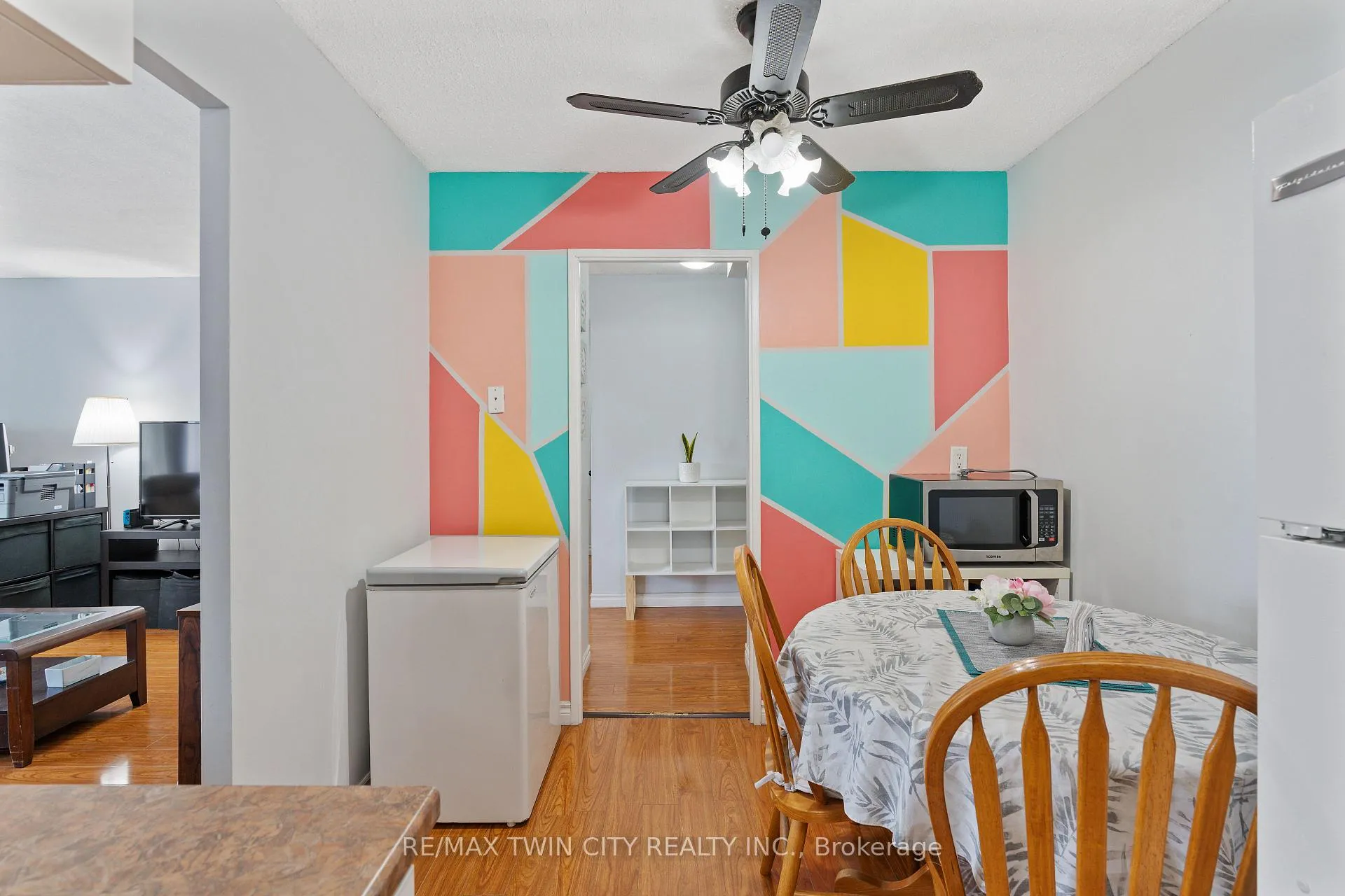 Photo 19 of 225 Harvard Place, Waterloo, Lincoln Heights — HOMEH