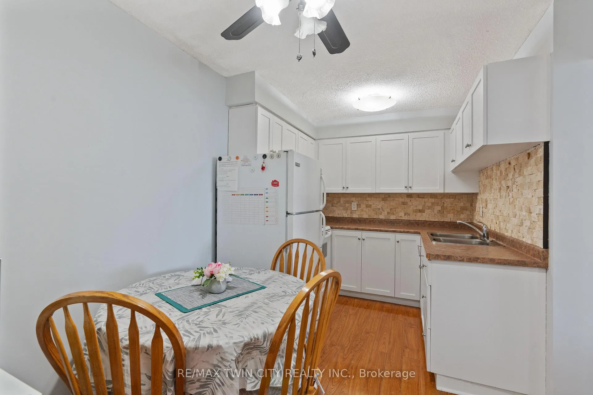 Photo 21 of 225 Harvard Place, Waterloo, Lincoln Heights — HOMEH