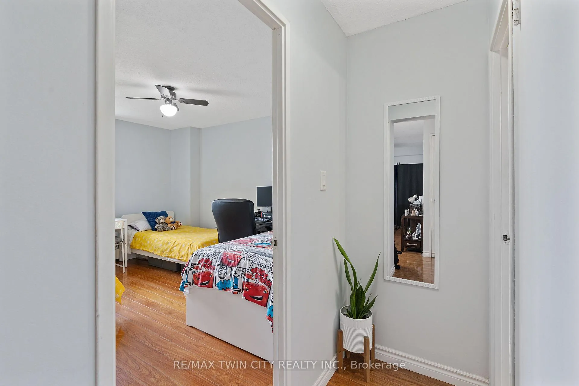 Photo 24 of 225 Harvard Place, Waterloo, Lincoln Heights — HOMEH
