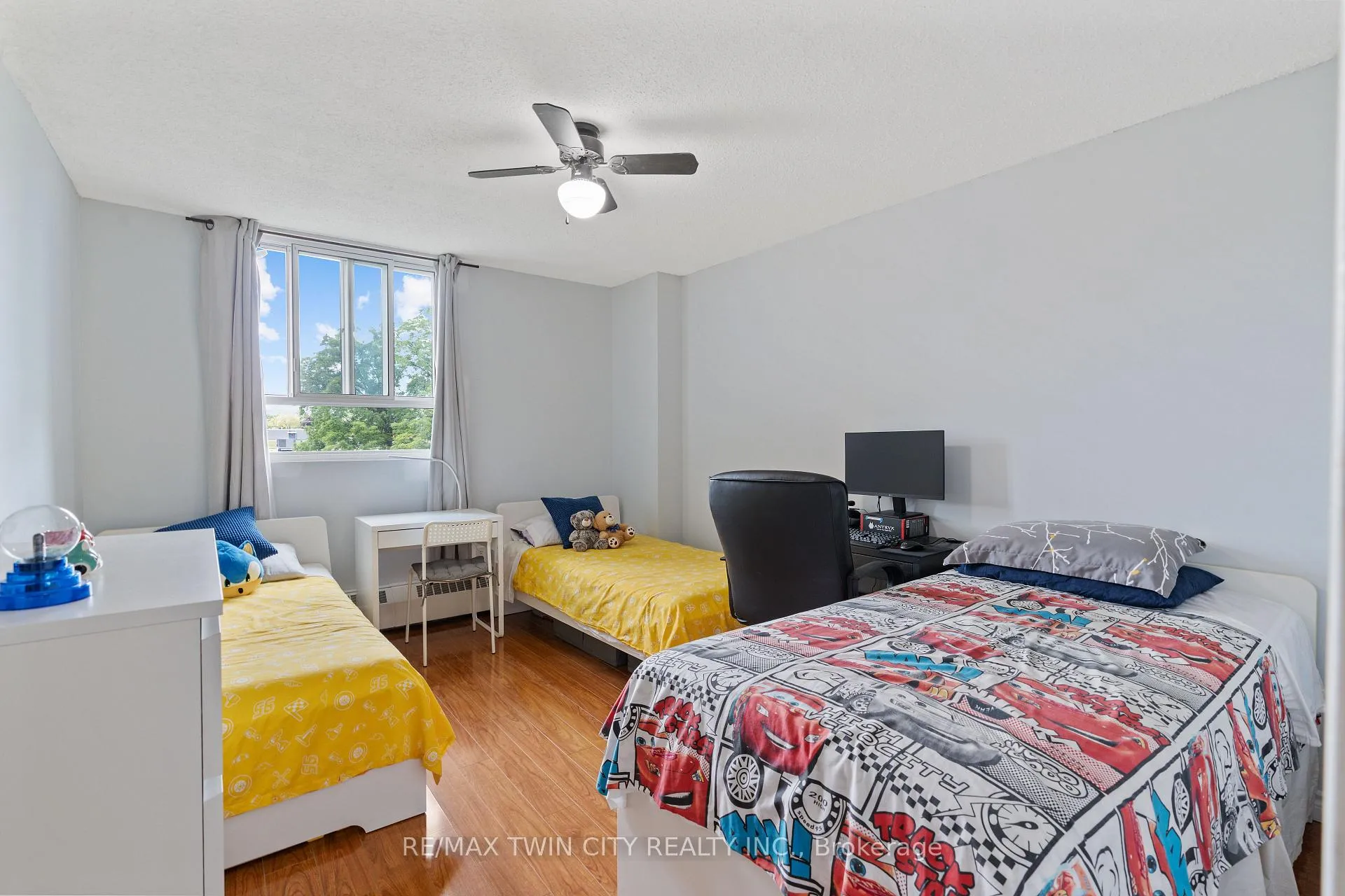 Photo 27 of 225 Harvard Place, Waterloo, Lincoln Heights — HOMEH