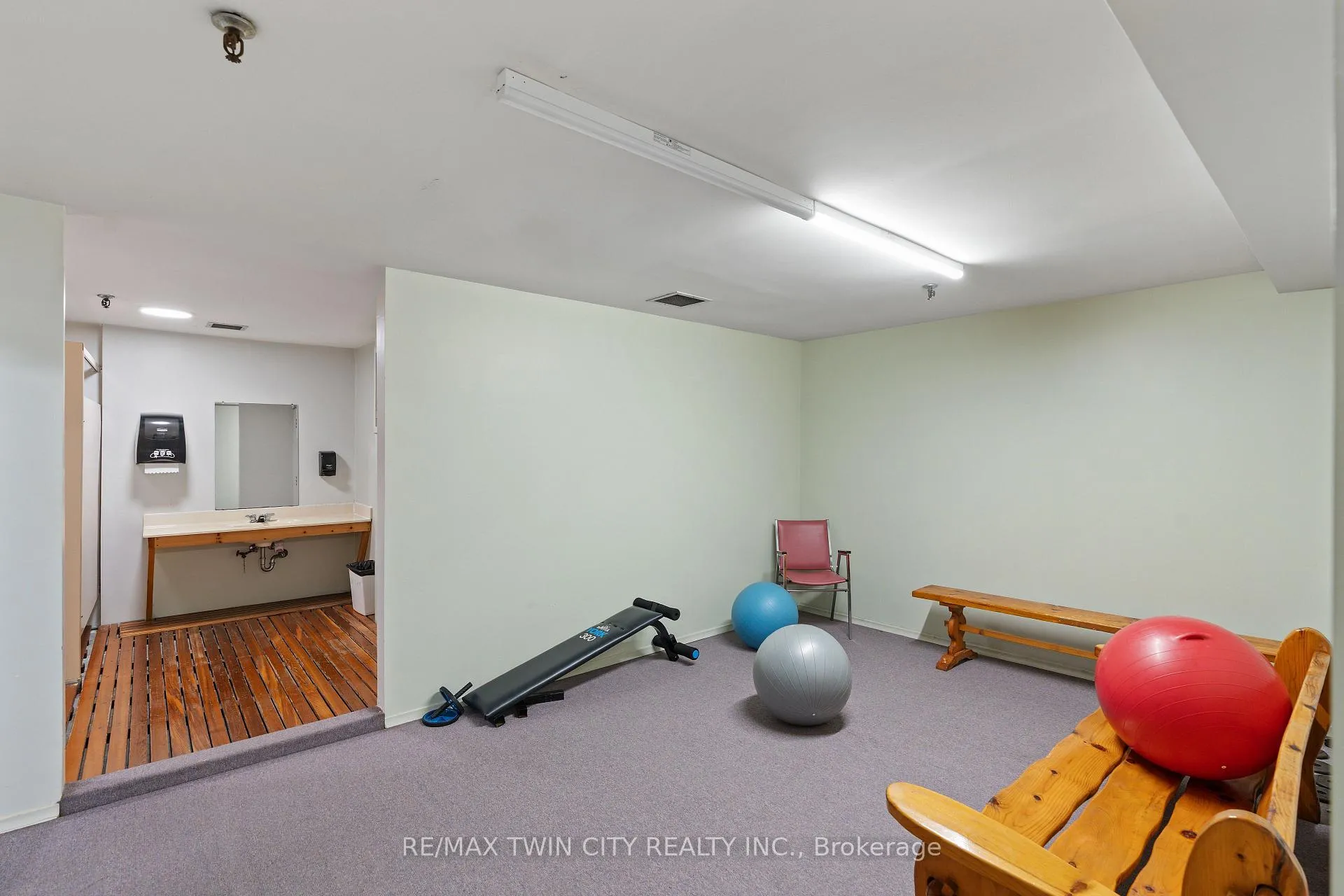 Photo 45 of 225 Harvard Place, Waterloo, Lincoln Heights — HOMEH