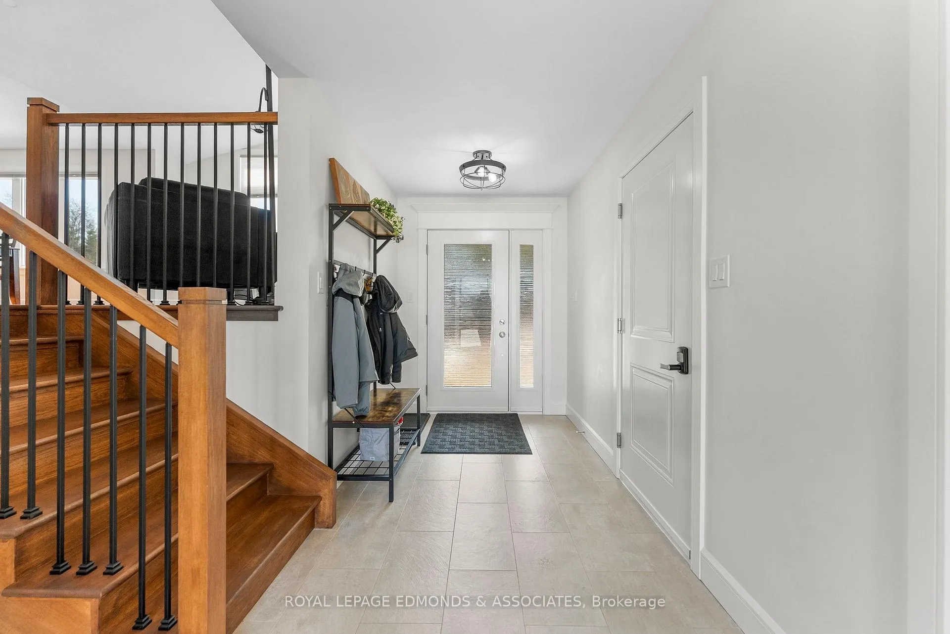 Photo 6 of 142 Chad Street, Petawawa — HOMEH