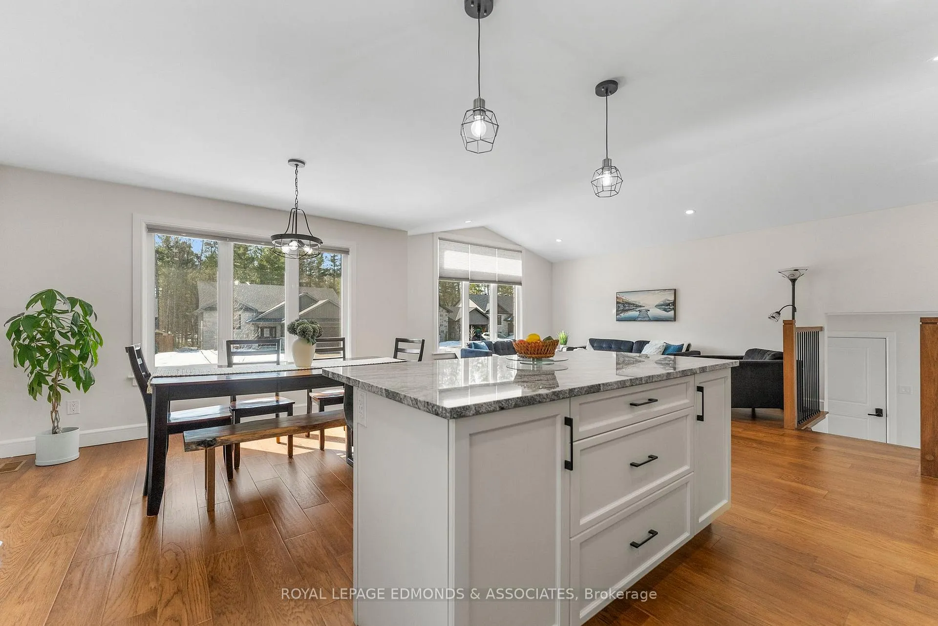 Photo 15 of 142 Chad Street, Petawawa — HOMEH