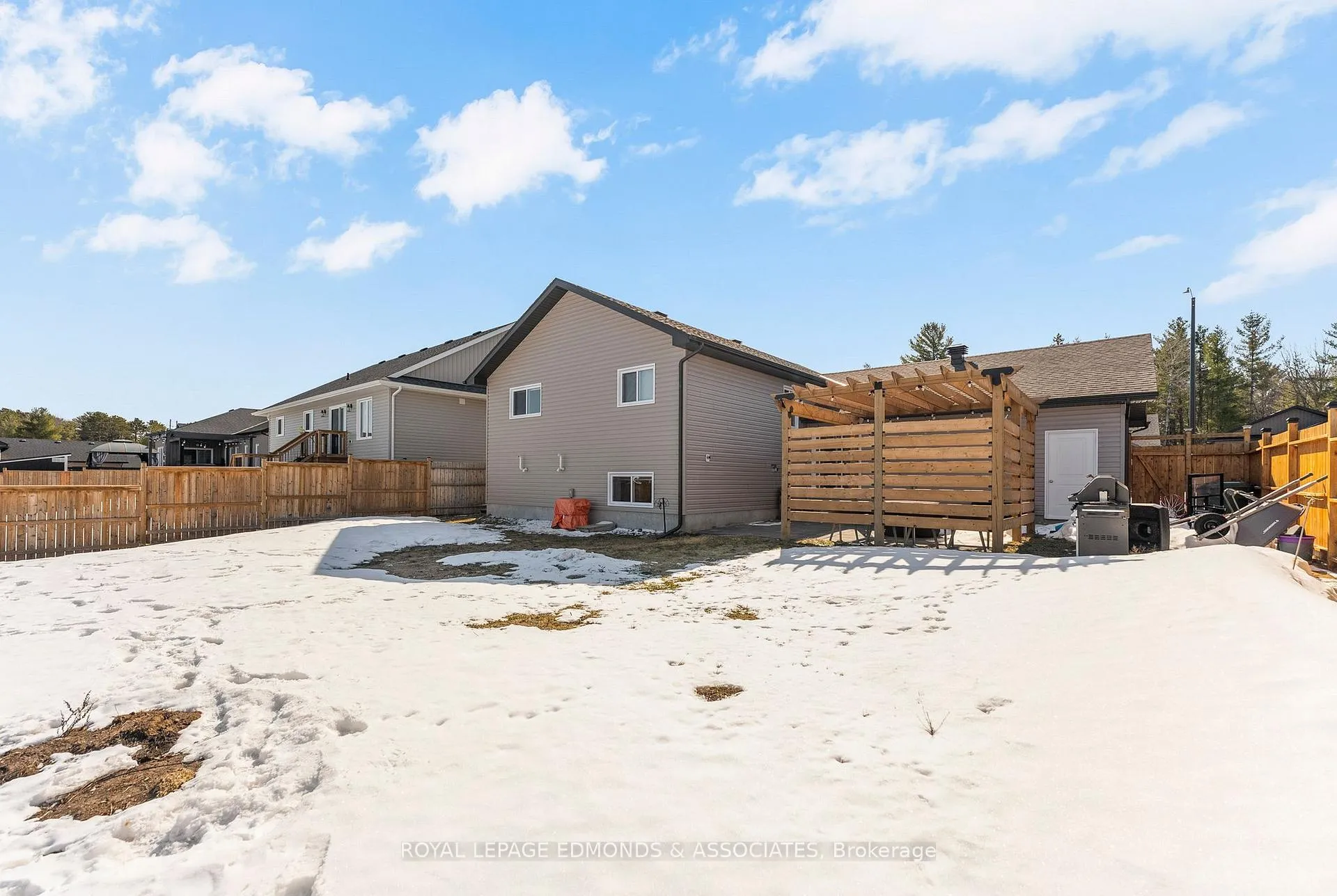 Photo 38 of 142 Chad Street, Petawawa — HOMEH