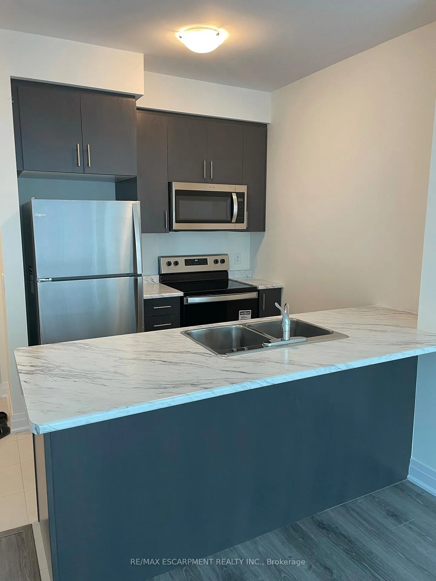 Photo 1 of Unit 334, 16 Concord Place, Grimsby, Grimsby Beach — HOMEH