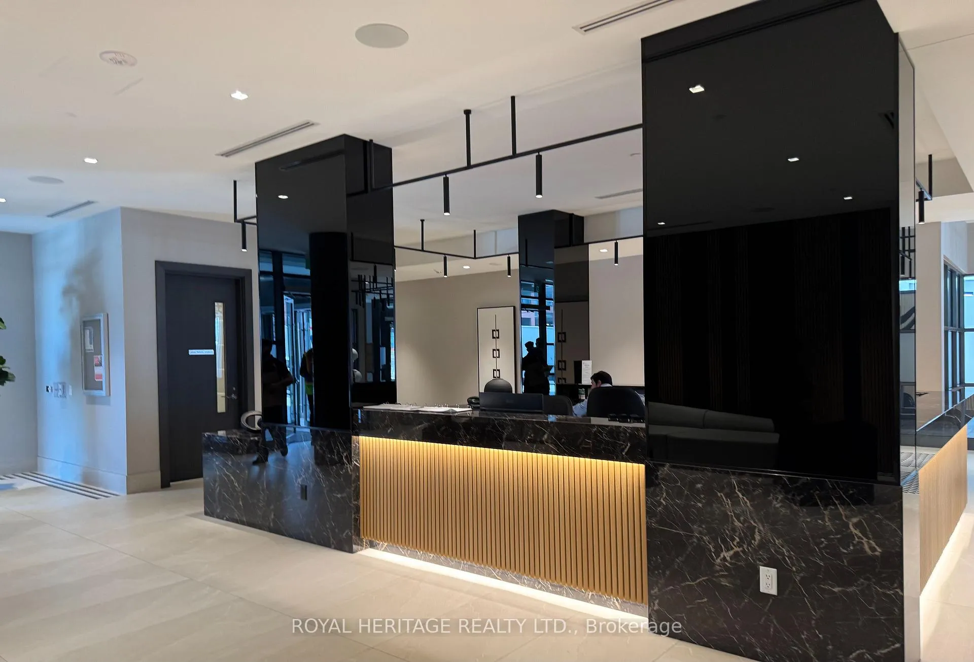 Photo 2 of Unit 535, 2545 Simcoe Street N, Oshawa, Windfields — HOMEH