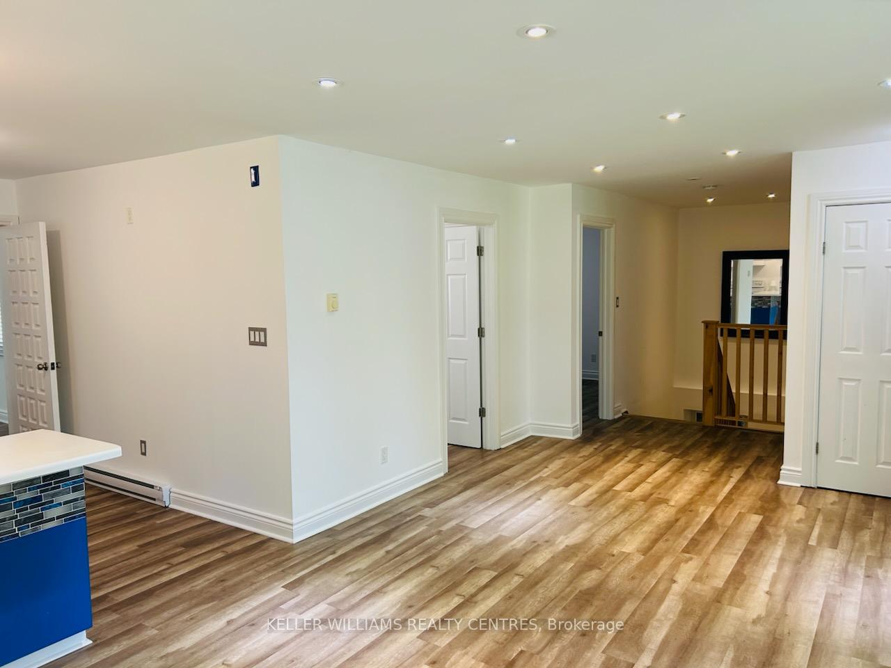 Photo 3 of 17 Louisa Street, Georgina, Sutton & Jackson's Point — HOMEH