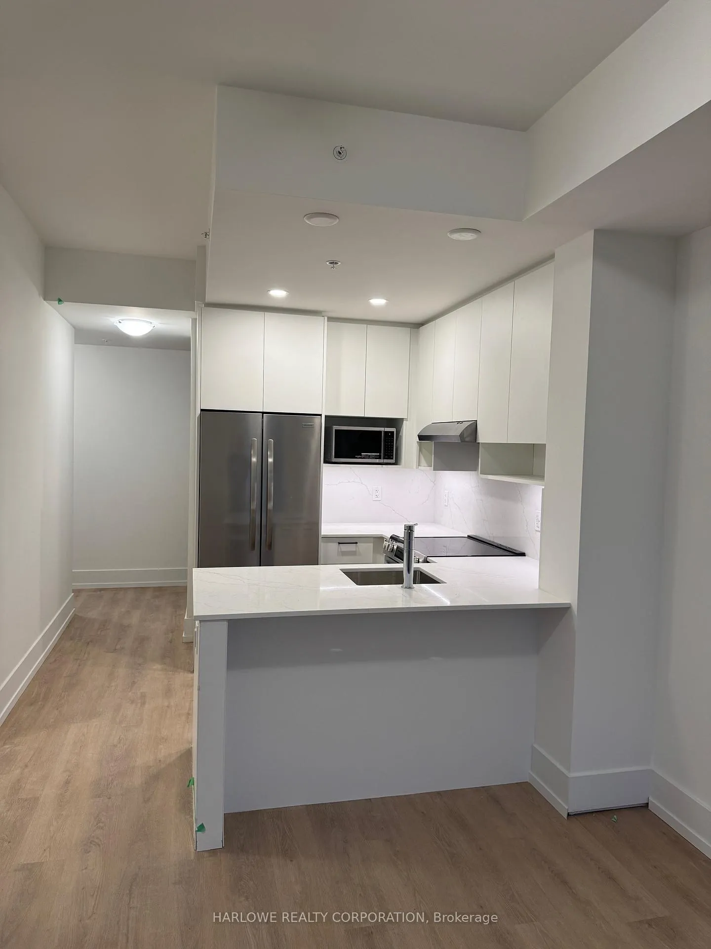 Front of Unit 710, 206 King Street W