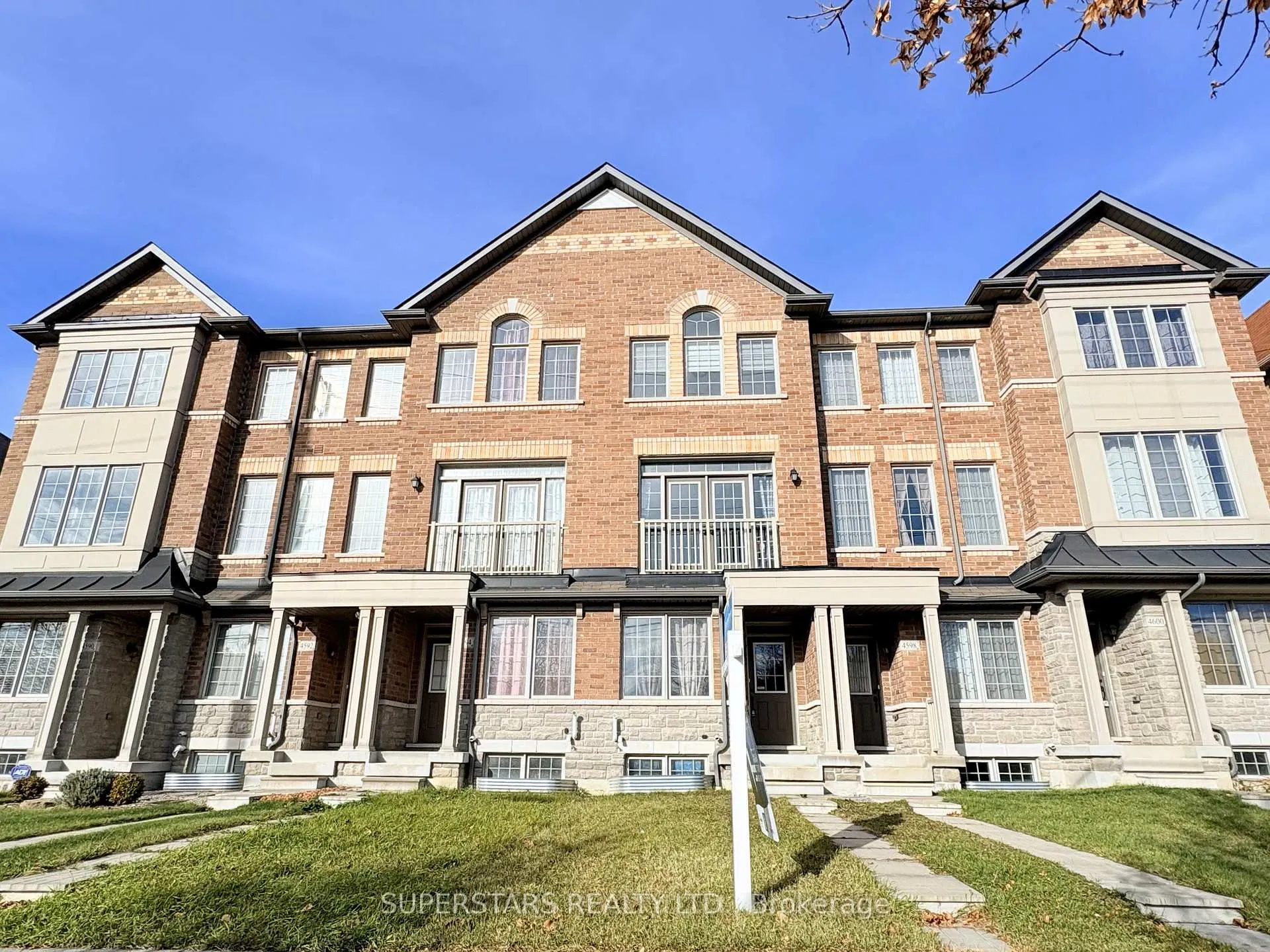 Front of 4596 16TH Avenue
