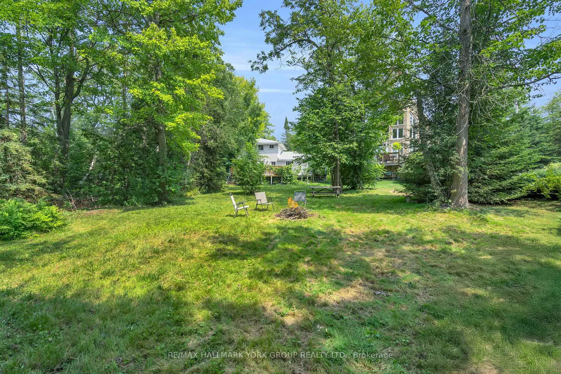 Photo 41 of 96 Riverview Beach Road, Georgina, Pefferlaw — HOMEH