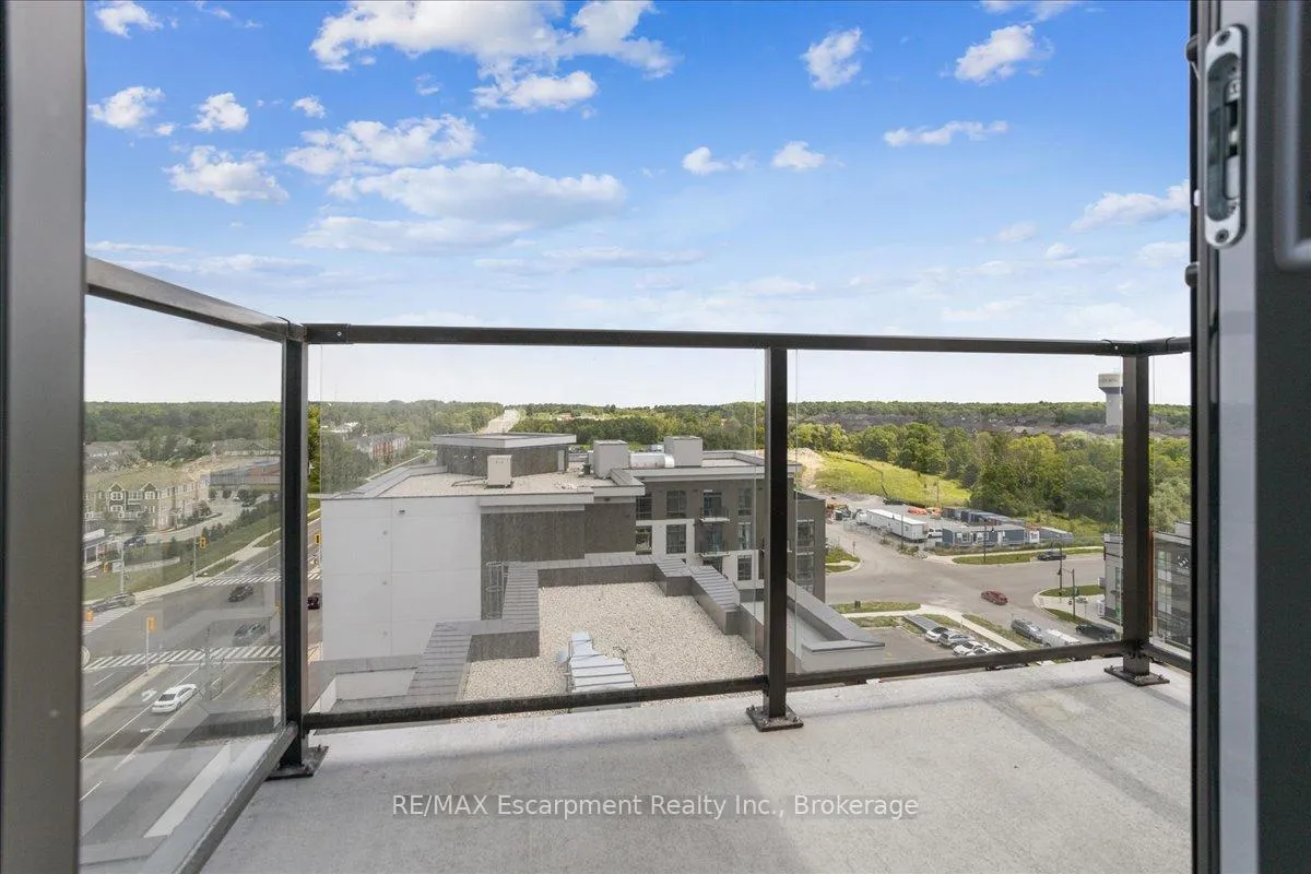 Photo 21 of Unit 906, 470 Dundas Street E, Hamilton, Waterdown — HOMEH