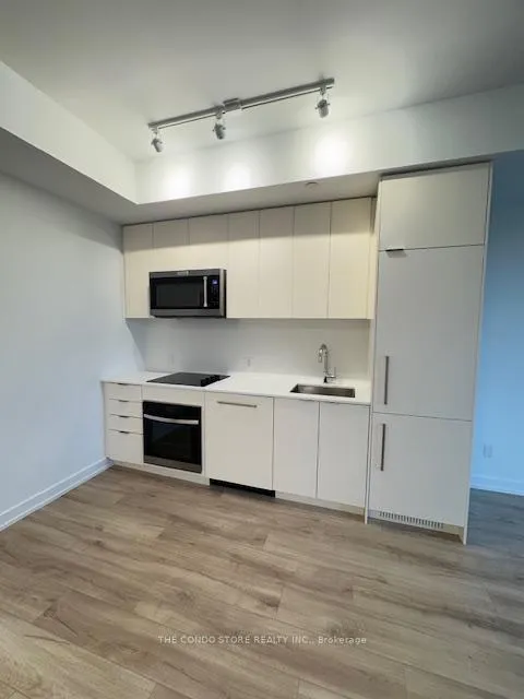 Front of Unit 619, 181 Sheppard Avenue E