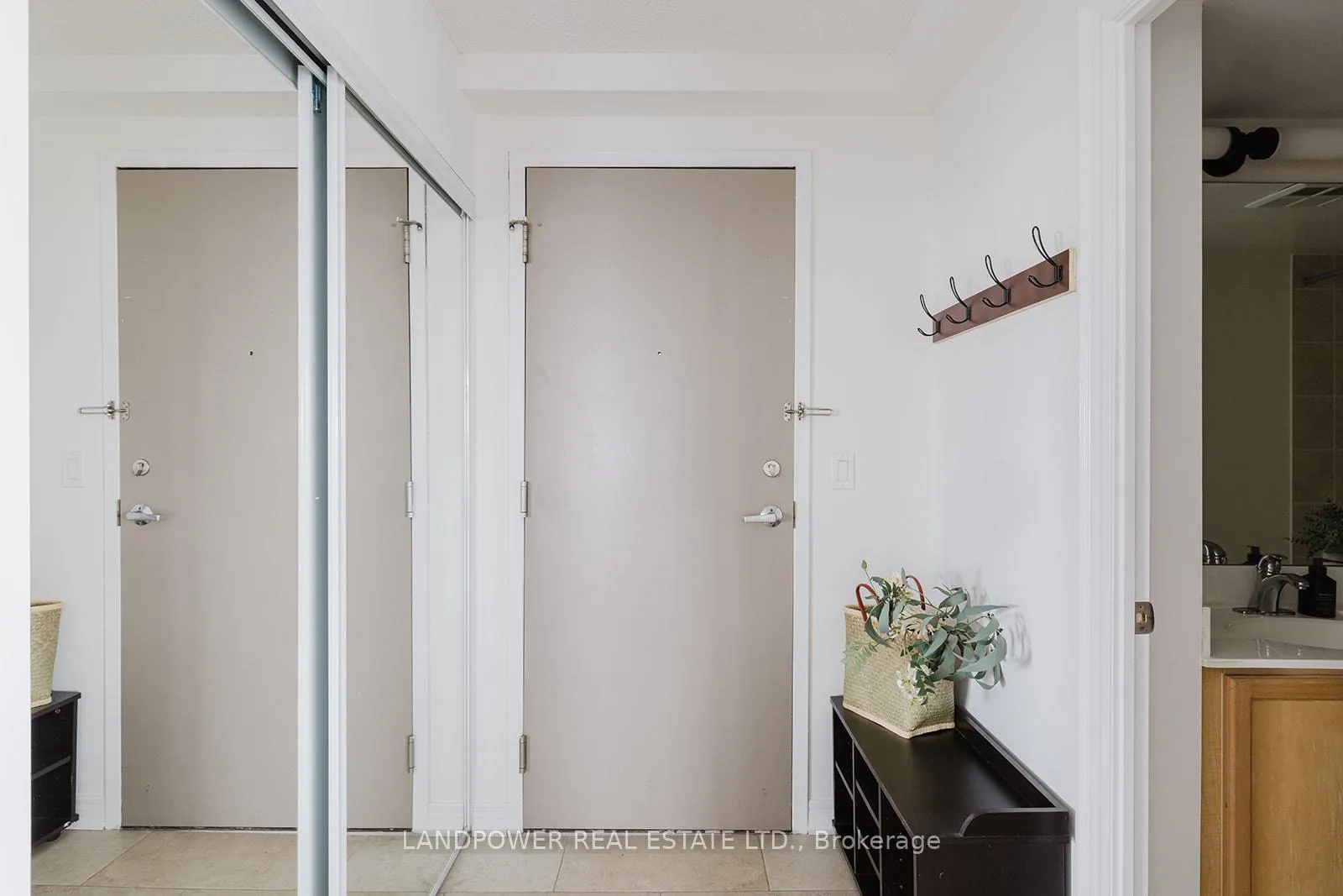Photo 3 of Unit 1116, 33 Cox Boulevard, Markham, Unionville — HOMEH