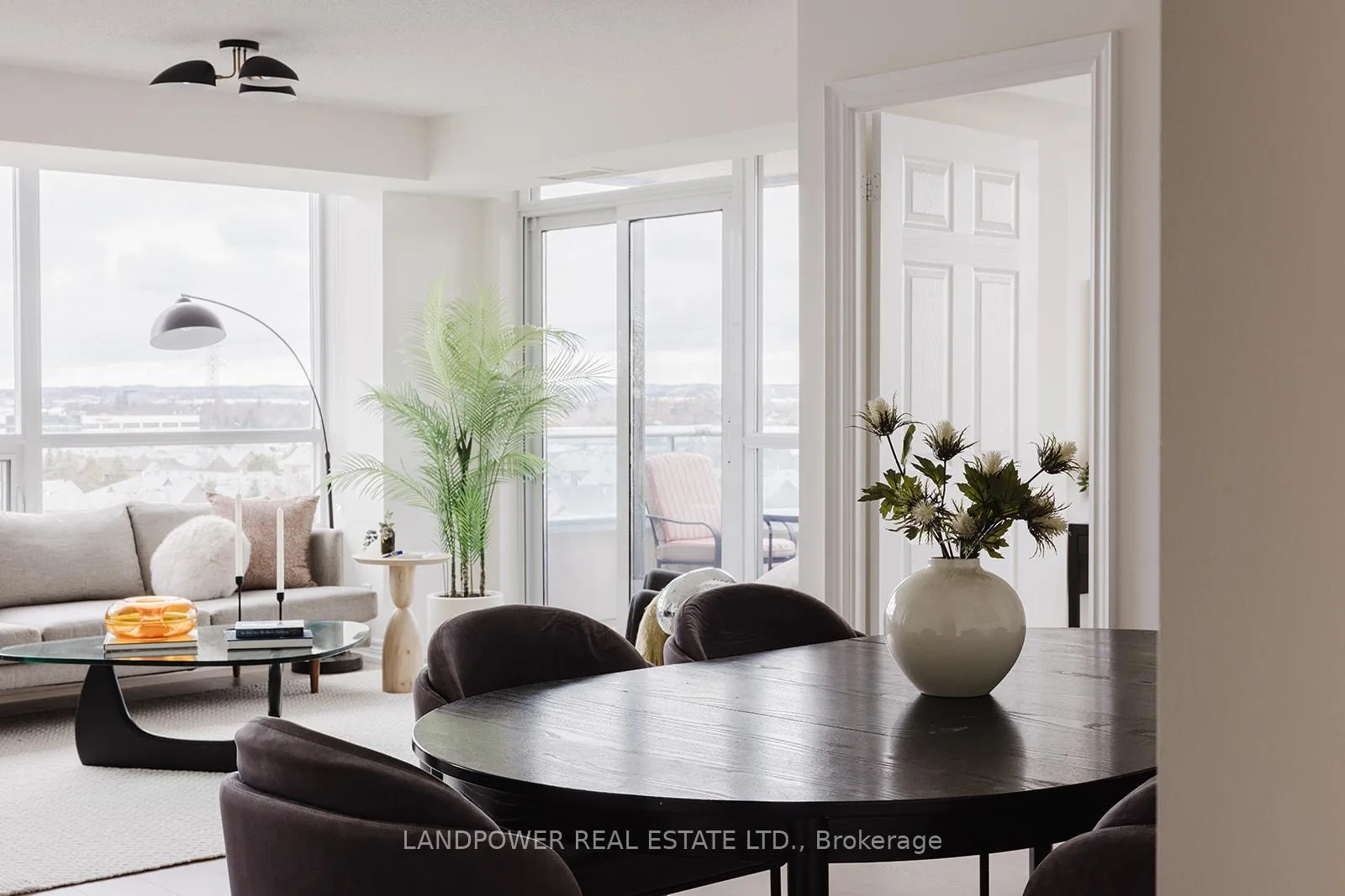 Photo 11 of Unit 1116, 33 Cox Boulevard, Markham, Unionville — HOMEH