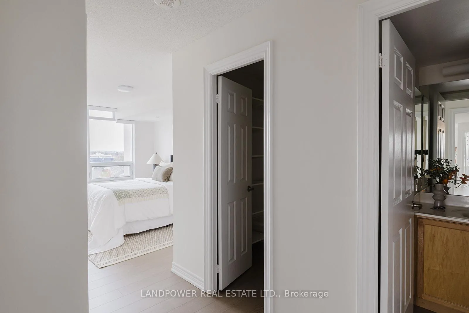 Photo 25 of Unit 1116, 33 Cox Boulevard, Markham, Unionville — HOMEH