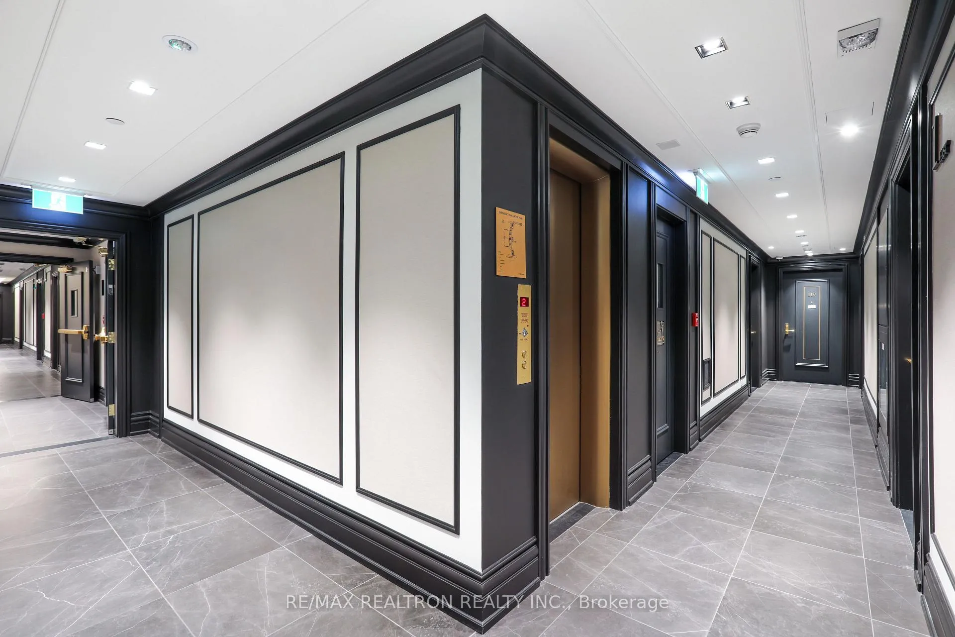 Photo 5 of Unit 310, 2 Clarendon Avenue, Toronto, Casa Loma — HOMEH