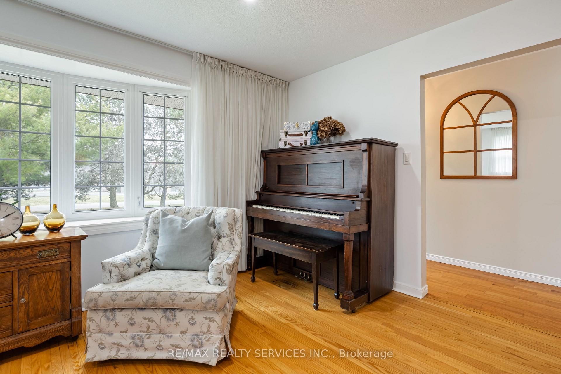 Photo 40 of 1675 Hawthorn Avenue, Caledon, Caledon Village — HOMEH