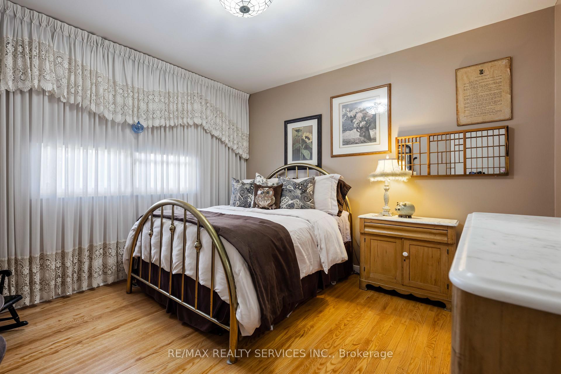 Photo 19 of 1675 Hawthorn Avenue, Caledon, Caledon Village — HOMEH