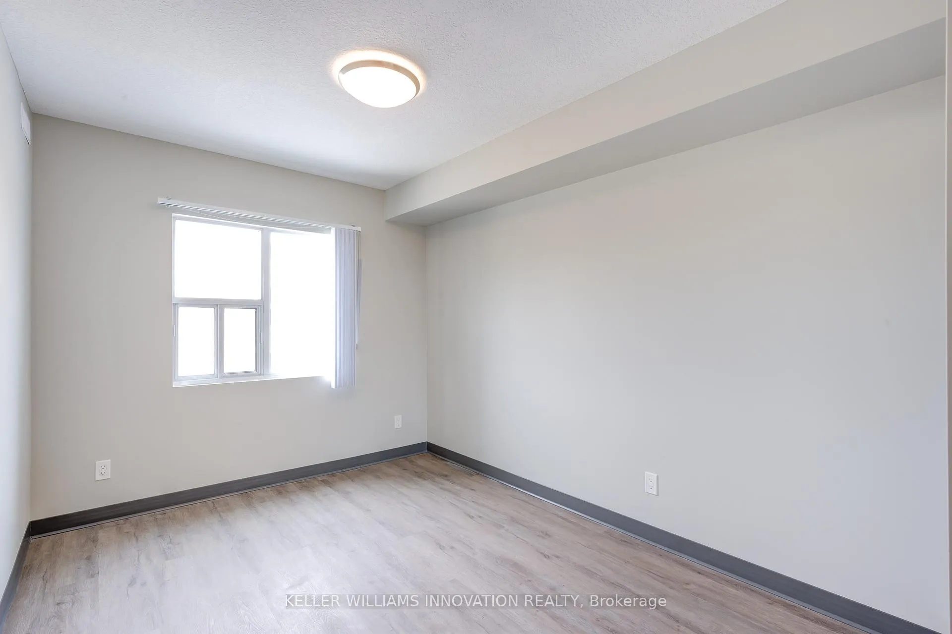Photo 11 of Unit 706, 595 Strasburg Road, Waterloo — HOMEH