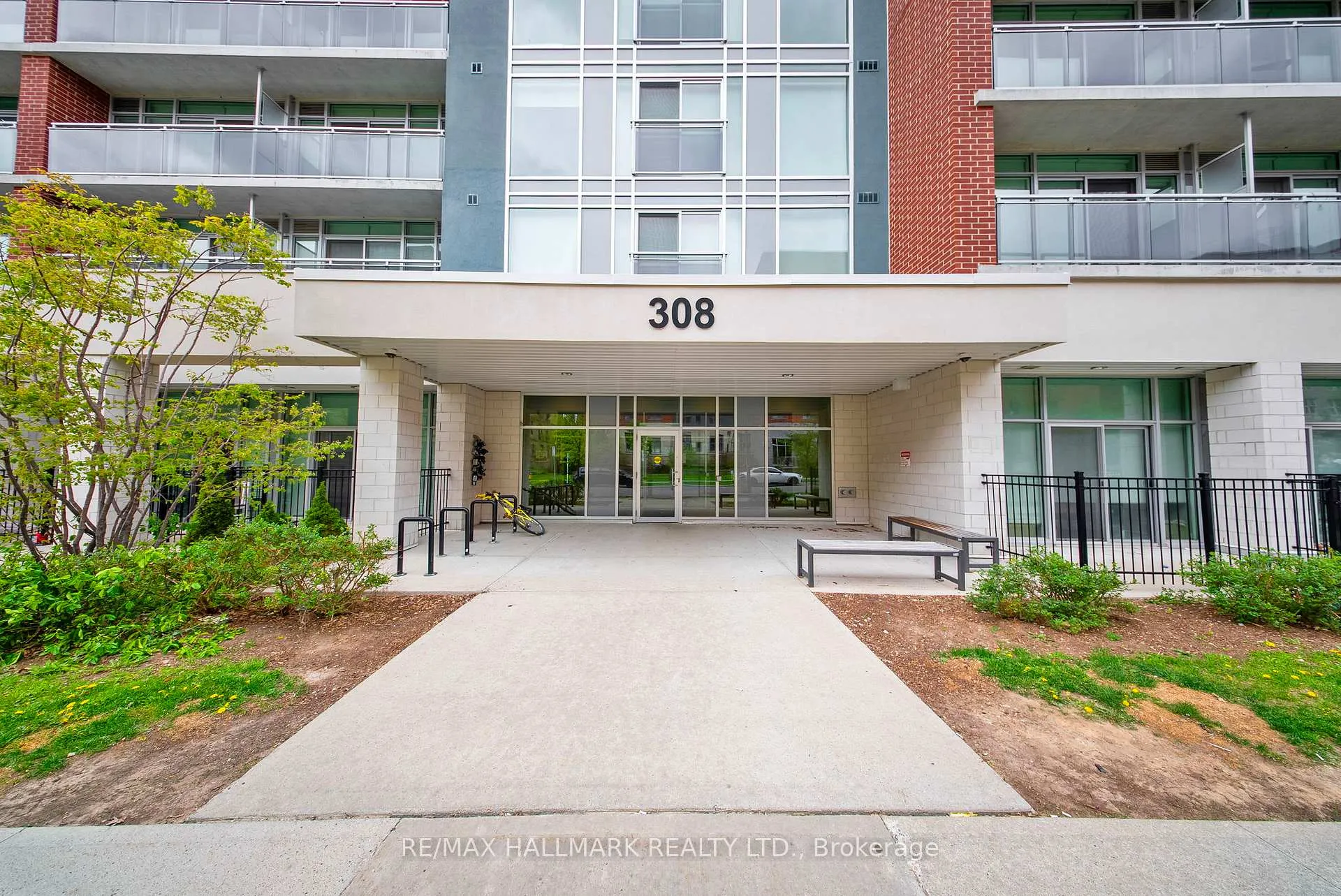 Photo 5 of Unit 202, 308 Lester Street, Waterloo, Beechwood/University — HOMEH