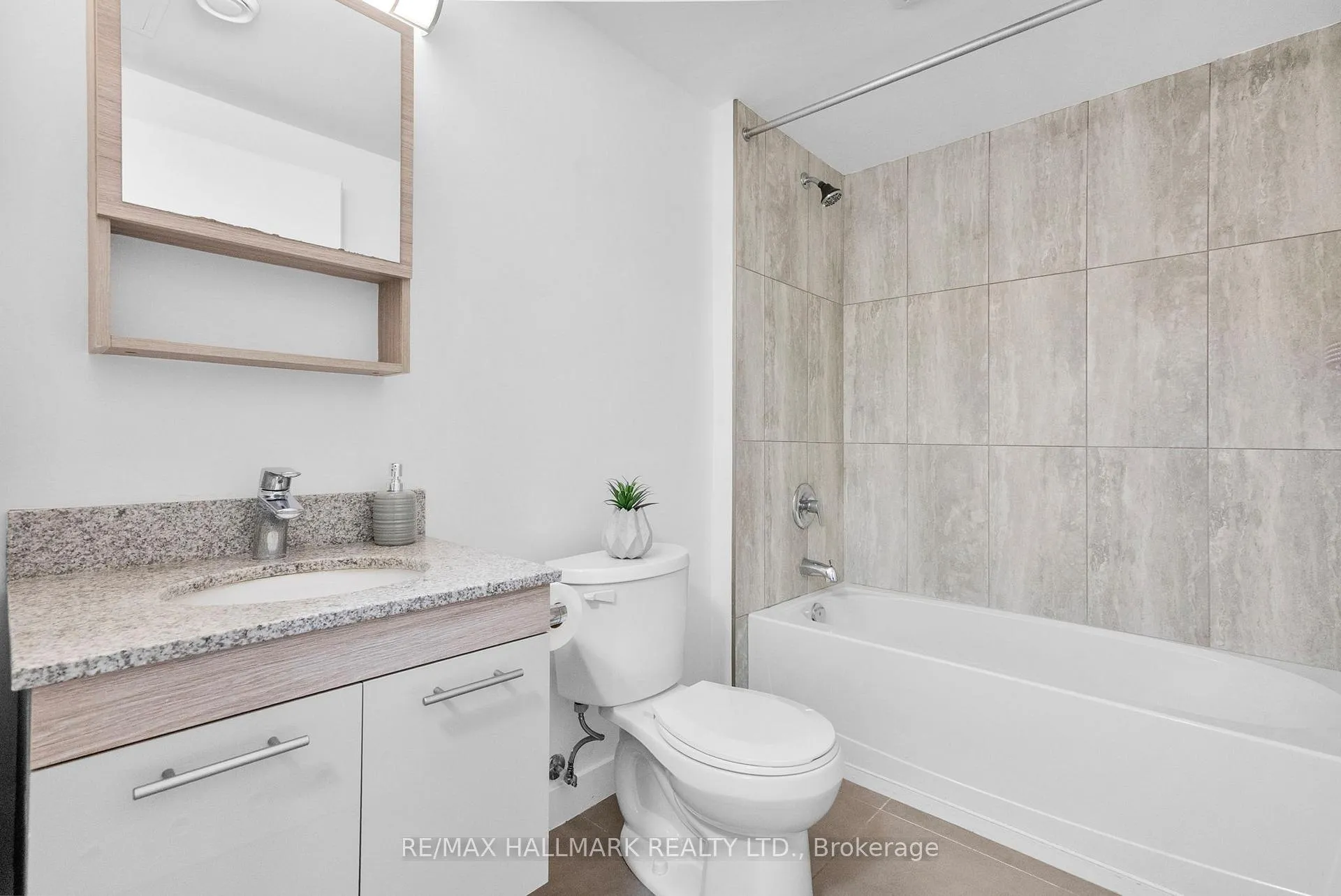 Photo 9 of Unit 202, 308 Lester Street, Waterloo, Beechwood/University — HOMEH