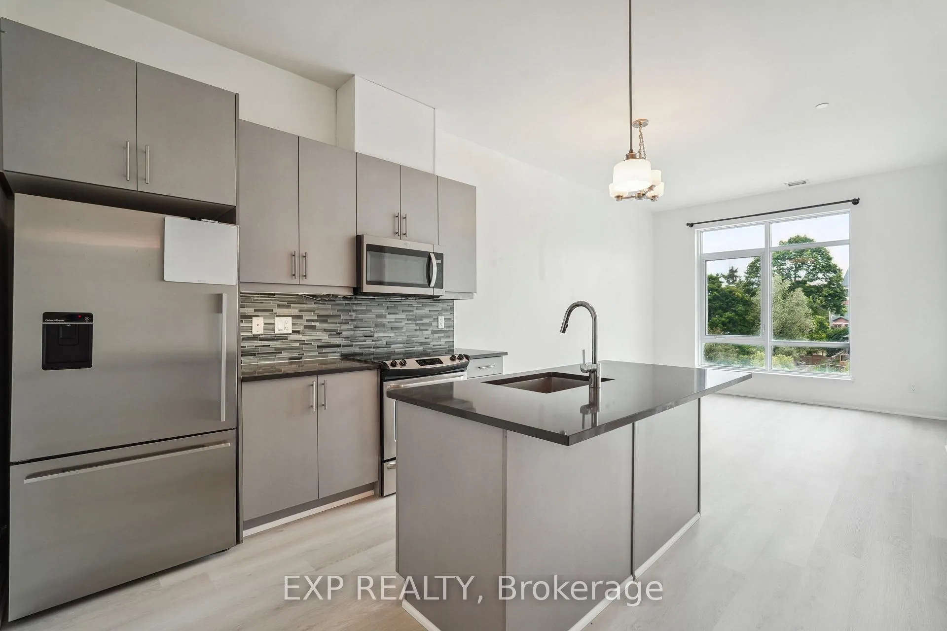Front of Unit 315, 15277 Yonge Street N