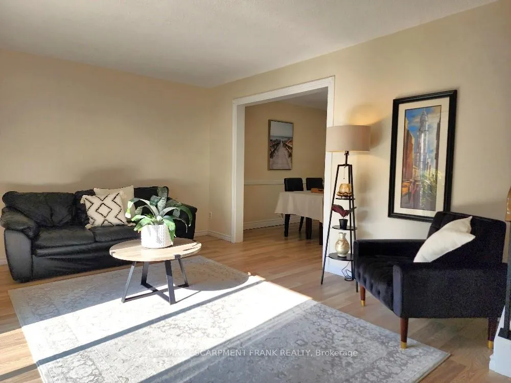 Photo 1 of Unit 103, 1115 Paramount Drive, Hamilton, Stoney Creek — HOMEH