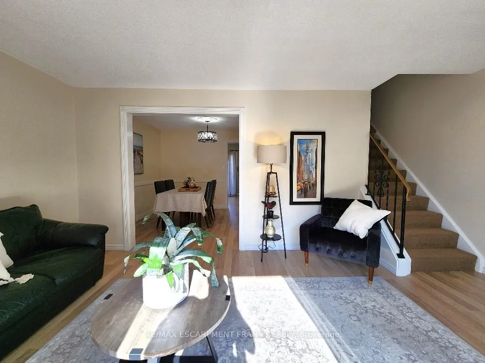Photo 14 of Unit 103, 1115 Paramount Drive, Hamilton, Stoney Creek — HOMEH