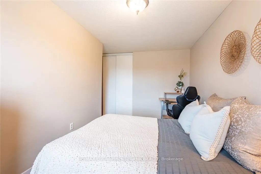 Photo 22 of Unit 103, 1115 Paramount Drive, Hamilton, Stoney Creek — HOMEH