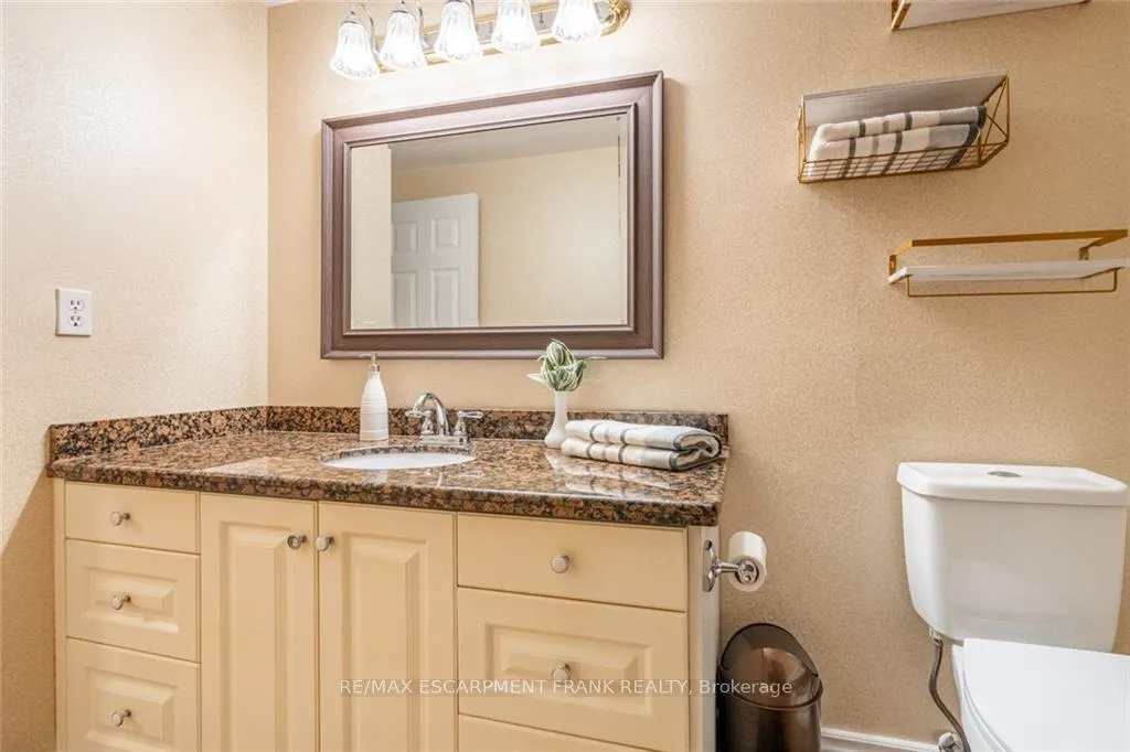 Photo 24 of Unit 103, 1115 Paramount Drive, Hamilton, Stoney Creek — HOMEH