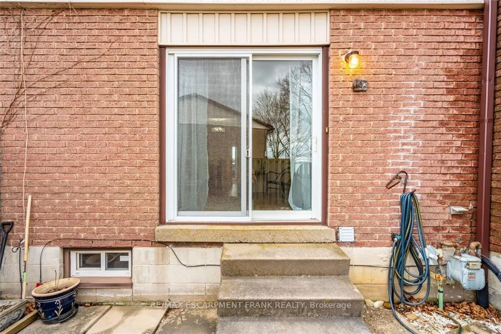 Photo 35 of Unit 103, 1115 Paramount Drive, Hamilton, Stoney Creek — HOMEH