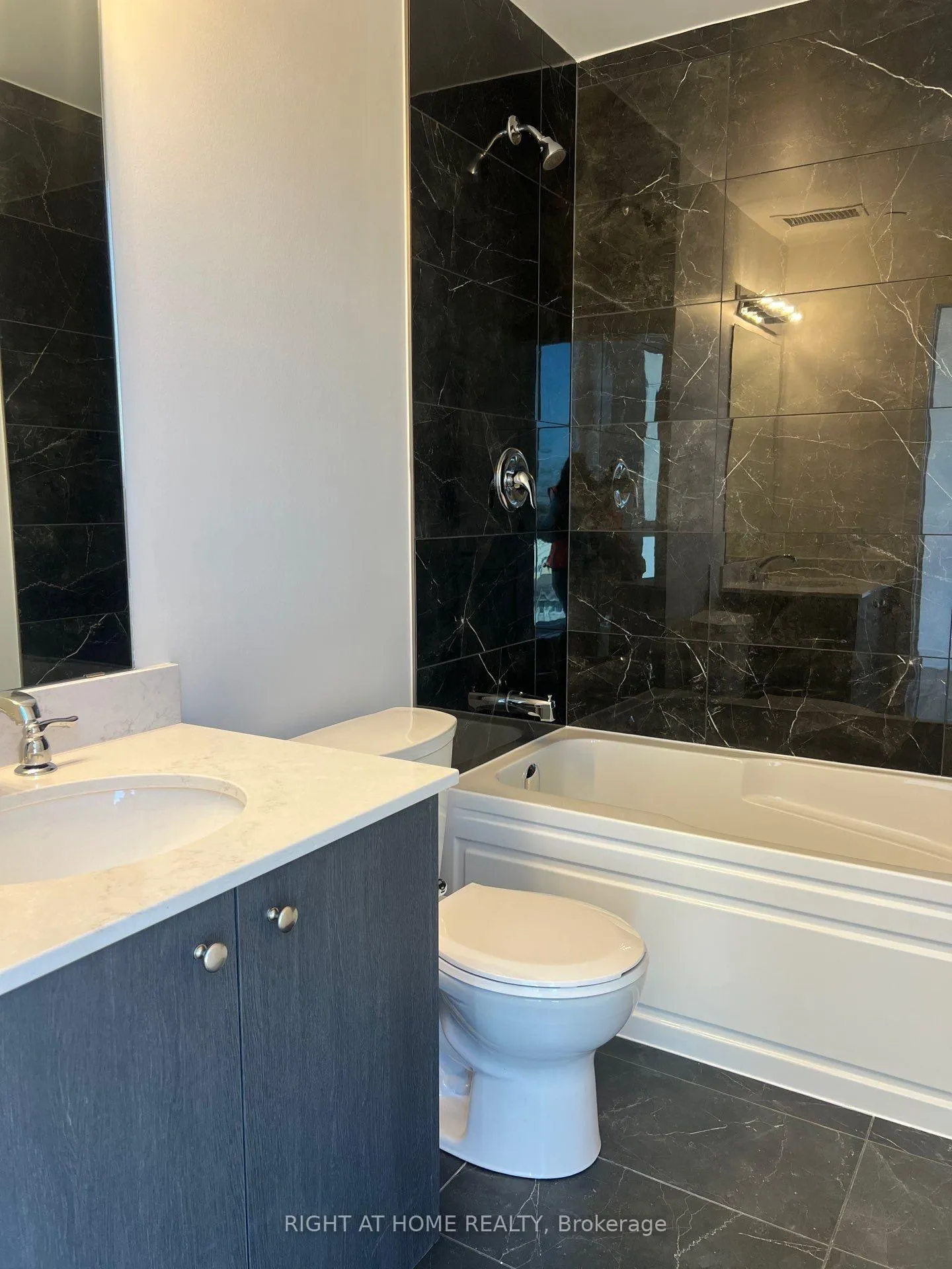 Photo 8 of Unit 316, 312 Erb Street W, Waterloo, Uptown Waterloo/Westmount — HOMEH