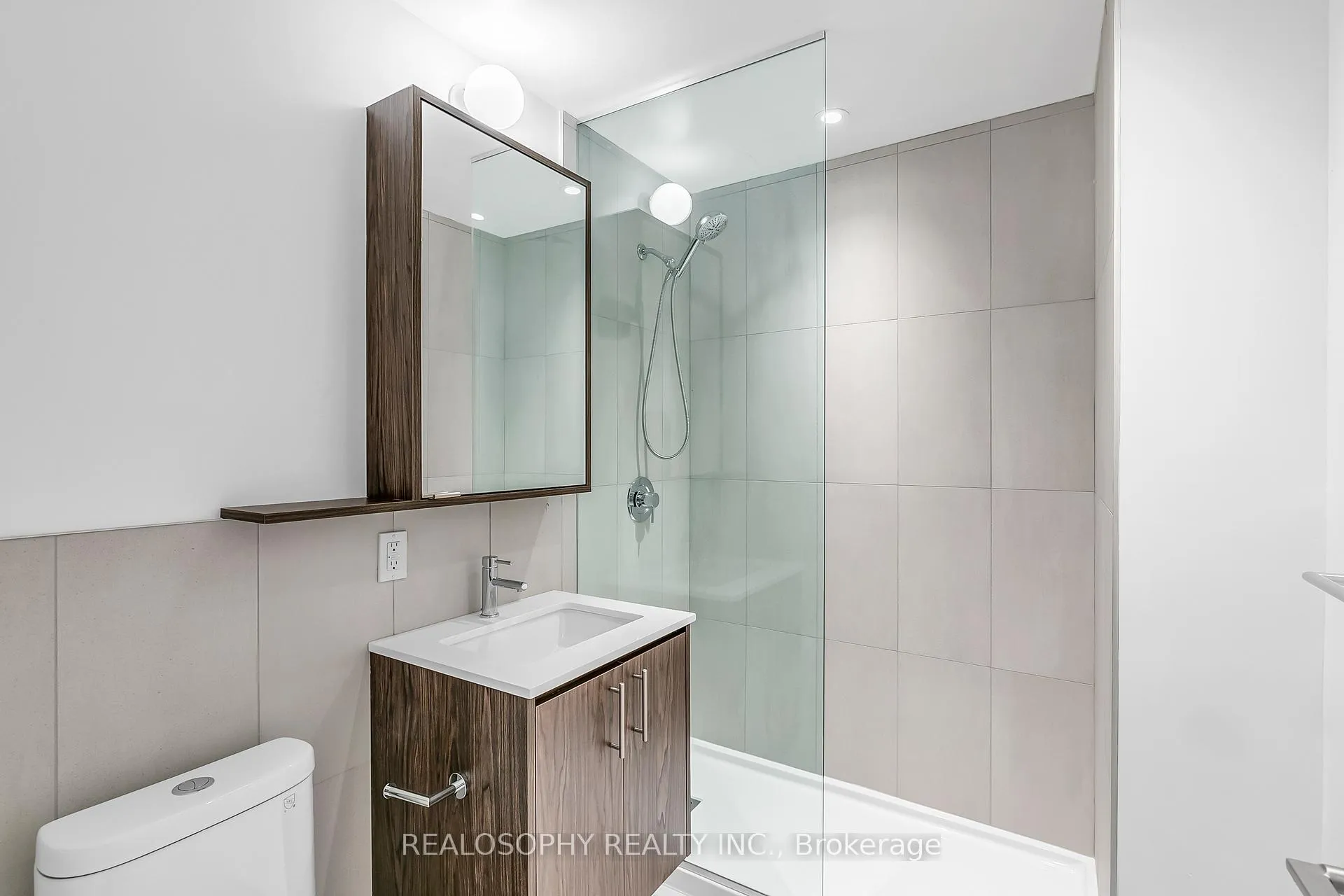 Photo 7 of Unit 503, 115 Larchmount Avenue, Toronto, South Riverdale — HOMEH