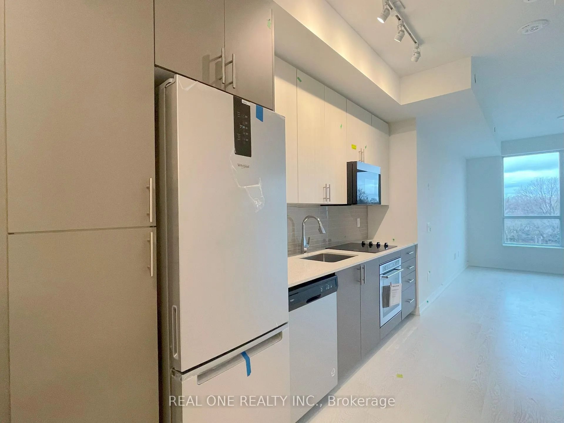 Photo 9 of Unit 609, 415 Main Street W, Hamilton, Kirkendall — HOMEH