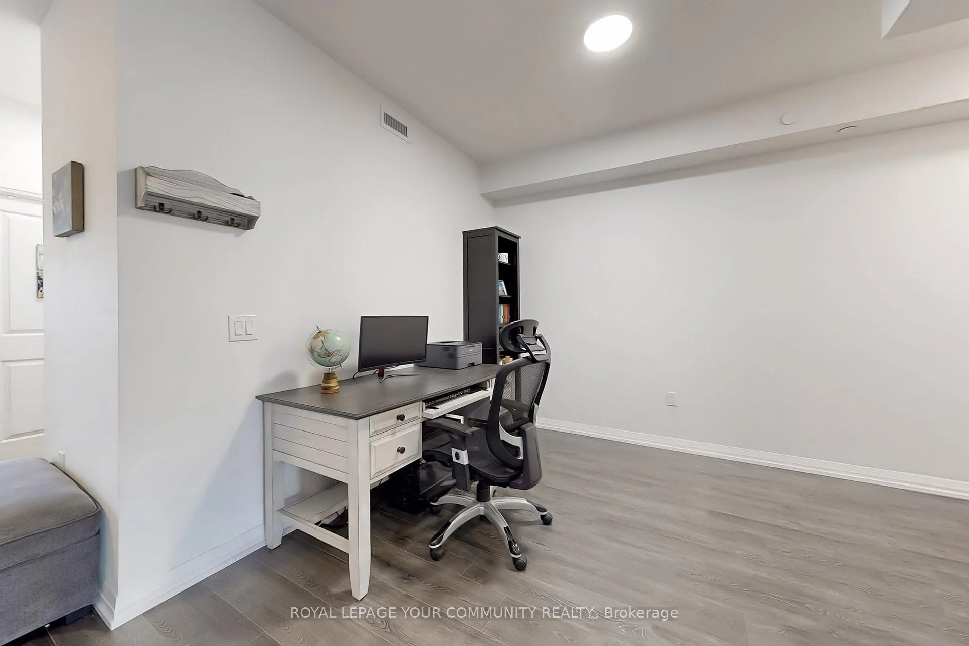 Photo 11 of Unit 301, 9560 Markham Road, Markham, Wismer — HOMEH