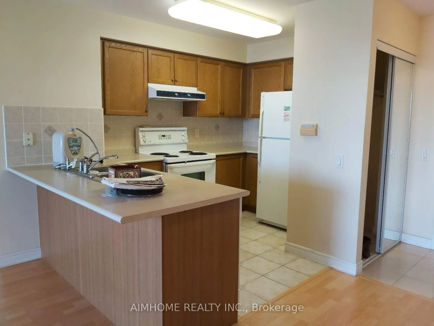 Photo 4 of Unit 612, 51 Times Avenue, Markham, Commerce Valley — HOMEH
