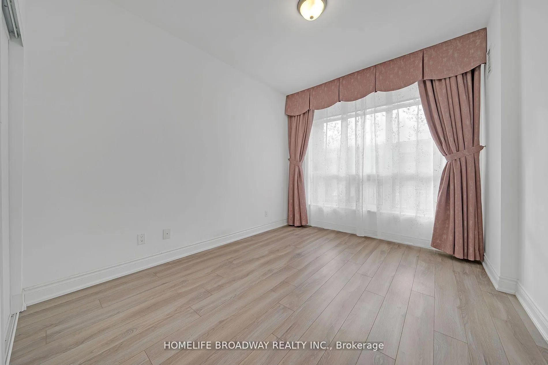 Photo 11 of Unit 103, 89 South Town Centre Boulevard, Markham, Unionville — HOMEH