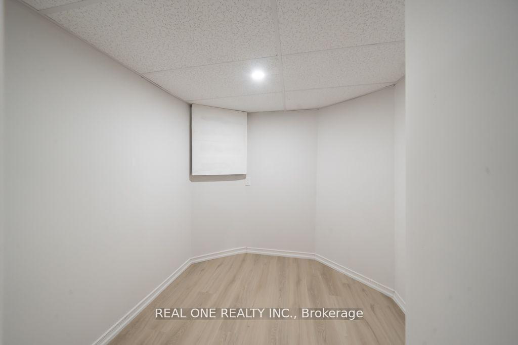 Photo 22 of 149 Downey Circle, Aurora, Bayview Wellington — HOMEH