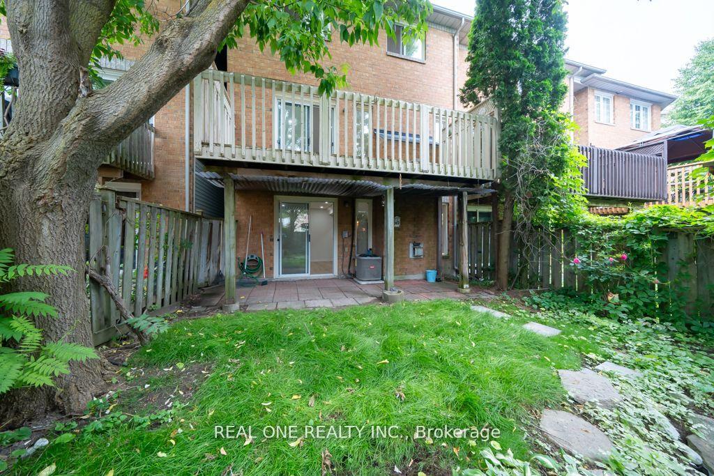 Photo 24 of 149 Downey Circle, Aurora, Bayview Wellington — HOMEH